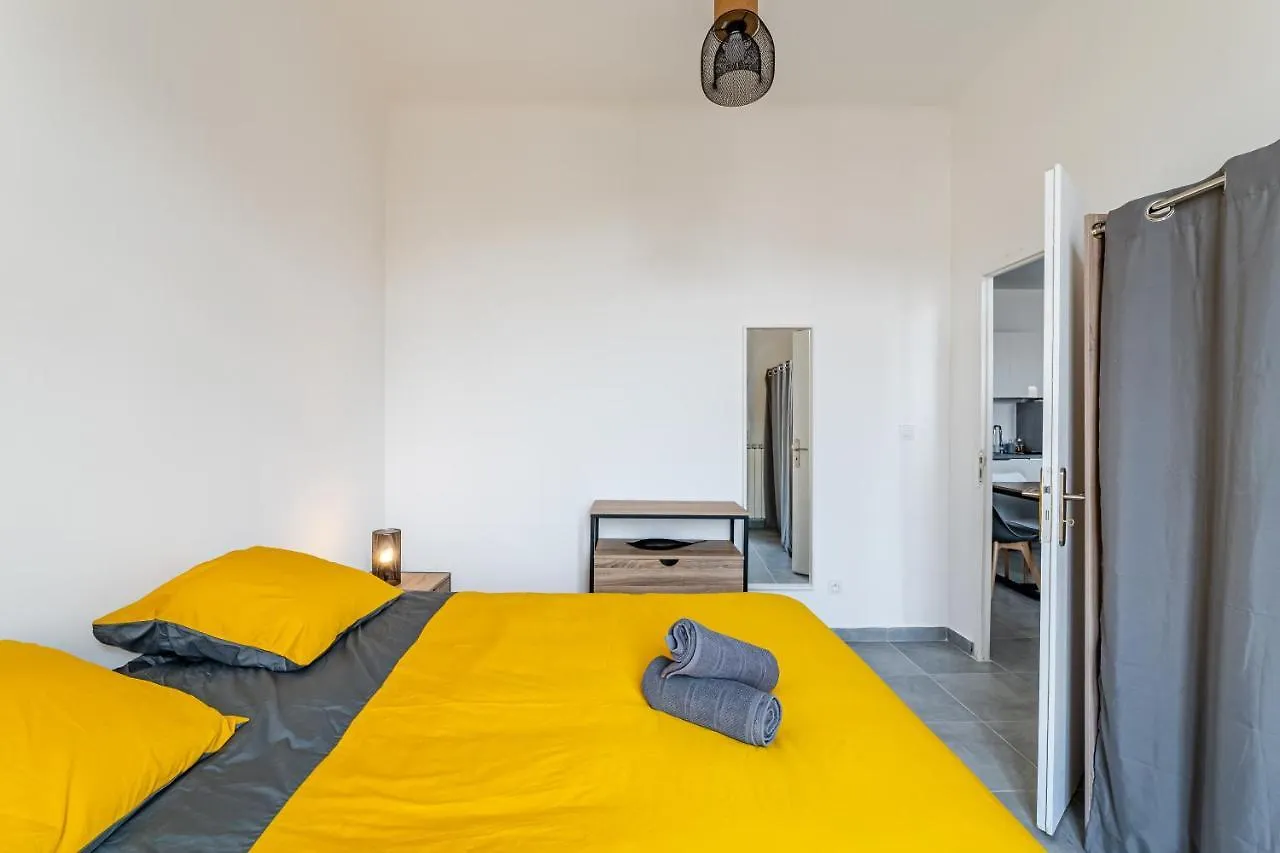 Toulon: Superbe Appartement Avec 2 Chambres فرنسا