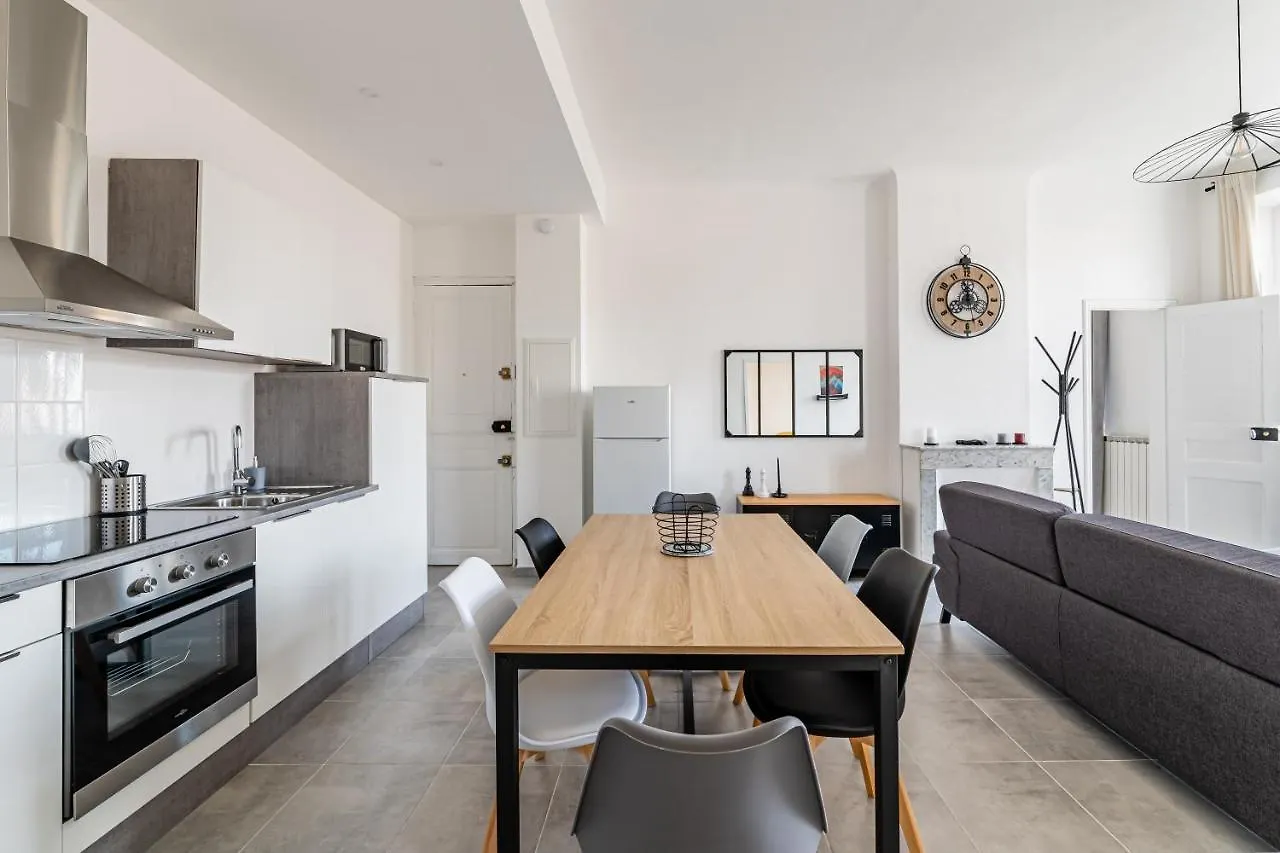 Toulon: Superbe Appartement Avec 2 Chambres 0*, تولون فرنسا